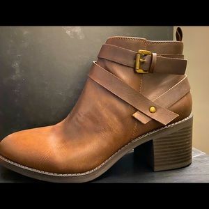 Forever 21 Leah Faux-Leather Booties